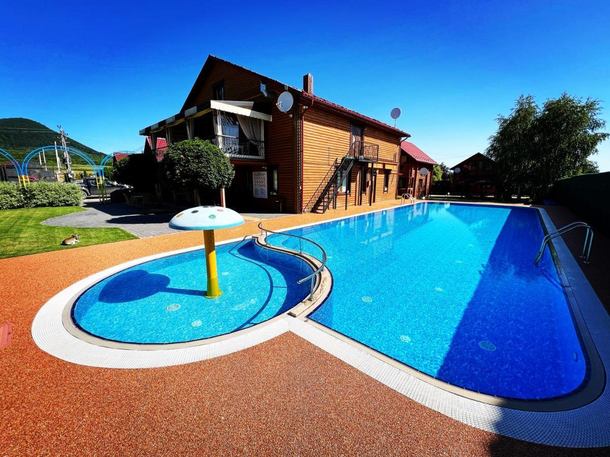 Gorodok Villa Migovo Luaran gambar
