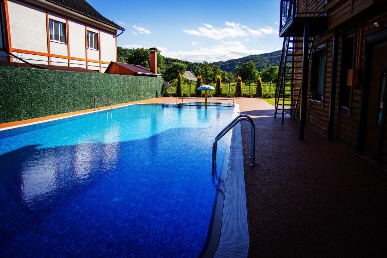 Gorodok Villa Migovo Luaran gambar